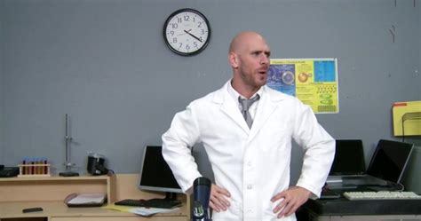 XVIDEOS Brazzers - Doctor Adventures - My Husband Is Right Outside&period;&period;&period; scene starring Reagan Foxx and Johnny free 
